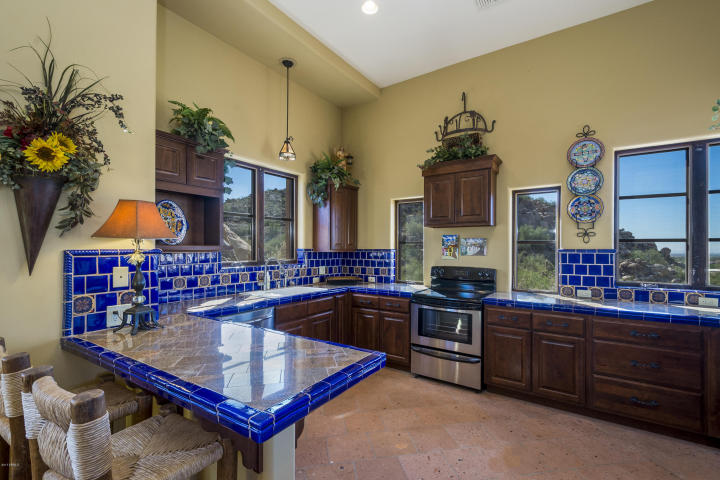 $1.4M Off the grid multi-level estate with guest house is a luxurious retreat and has forever views 14