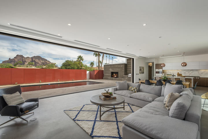 New & Sleek all White Modern Sanctuary in Phoenix-Arcadia seeks $2.3M 4