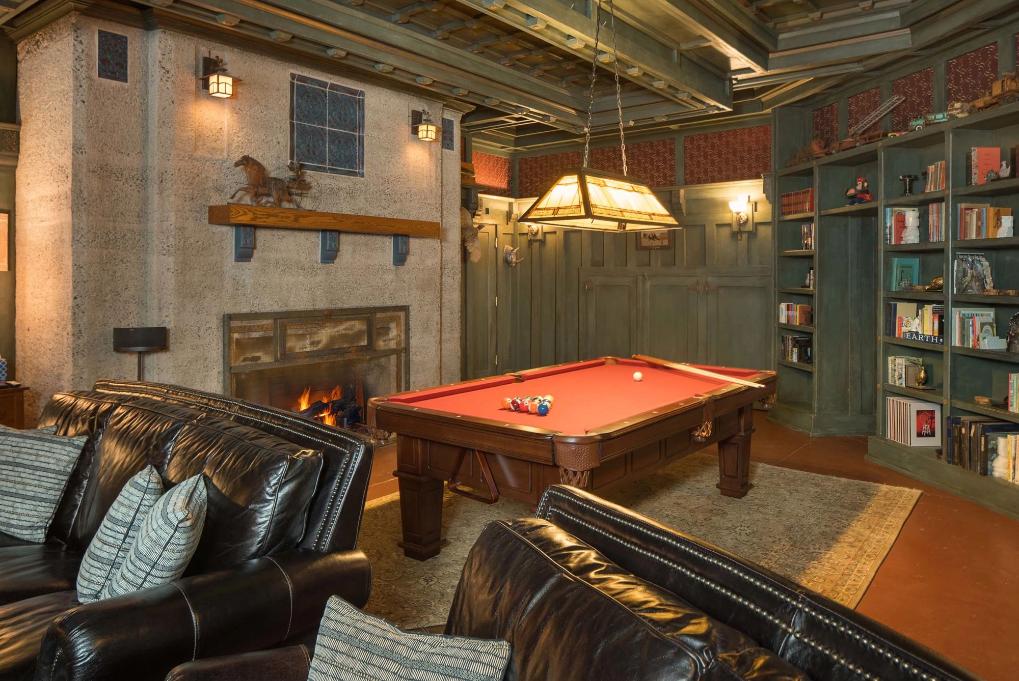 The Haunted Little Daisy 🌼 “ICONIC” Jerome Mining Hotel Turned Mansion