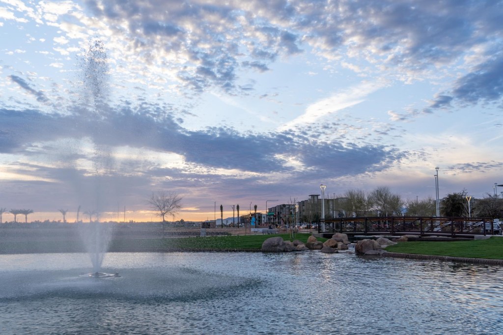 Park Avenue Plaza - 755 N. 114th Avenue 